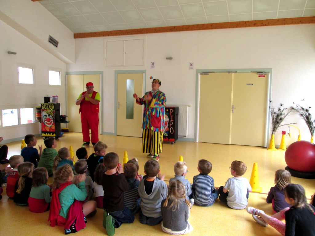 Spectacle de clowns (1)