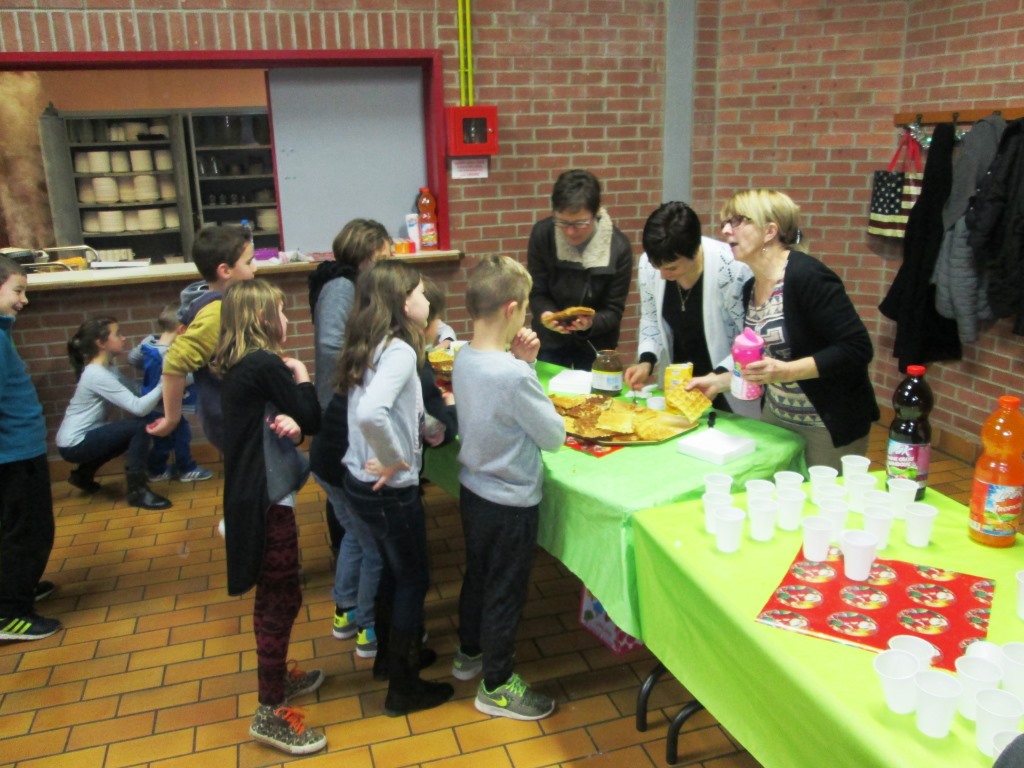 Spectacle et Goûter de Noël  (19)